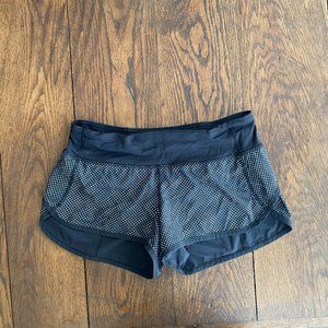 Lululemon Speed Up Shorts Size 4